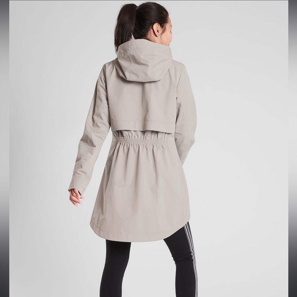 Athleta Forecast Rain Shell Jacket Size Small